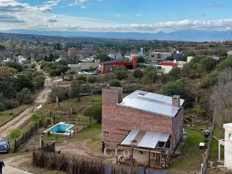 Casa en Venta con 1 cochera
