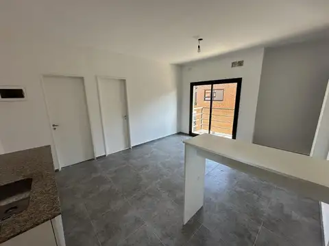 Departamento en Alquiler en Bella Vista, $ 700.000