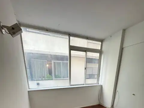 Depto de 2 amb. - venta en Almagro