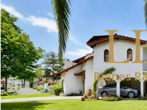 Casa en Venta de 4 dormitorios