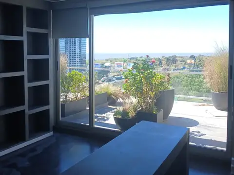 Av del Libertador al 8600 piso de oficina de 200M2 Nuñez (14º entero)