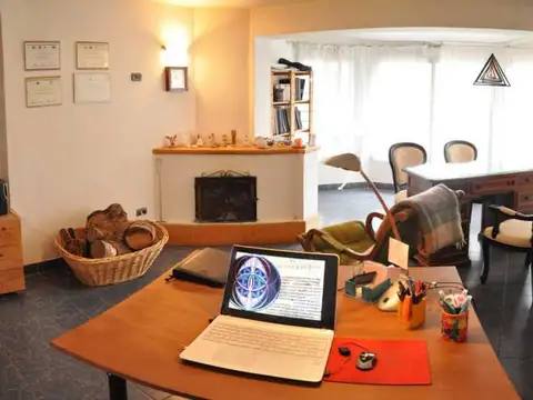 VENTA CASA VALLE HERMOSO 10 DORMITORIOS  APTA EMPRENDIMIENTO