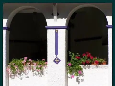 Casa 23 ambientes con 10 baños