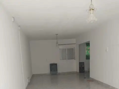 VENTA DEPTO 4 AMBIENTES, Bº GREGORES, CALETA OLIVIA