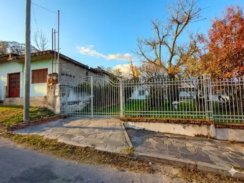 Casa en Alquiler en La Merced, $ 330.000