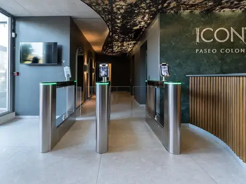 Oficina en Venta con 1 cochera