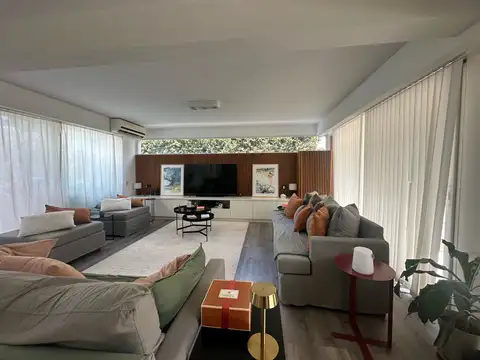 Casa en Venta en Haras Santa María, USD 228.000