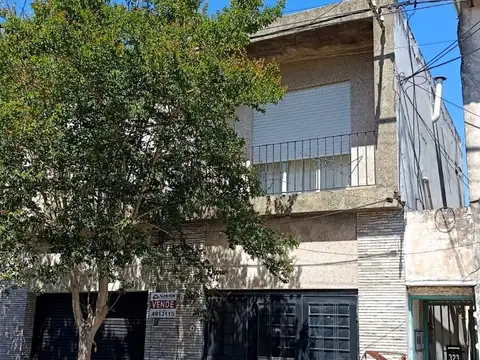 Venta | Propiedad compuesta | 3 Deptos | Capitán Bermúdez | Barrio Villa Cassini