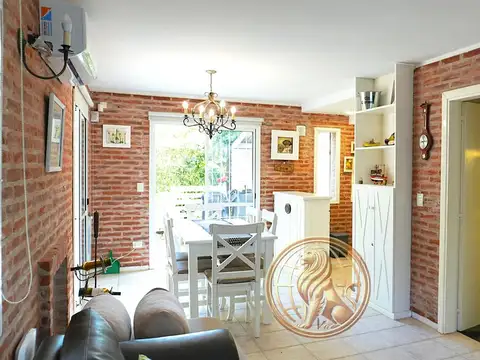 Depto Tipo Casa en Venta 17 años
