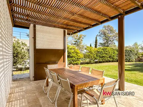 Casa en venta, 3 dormitorios en Tigre - El Encuentro, con laguna y pileta