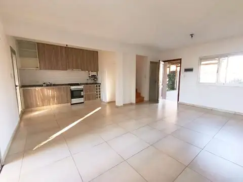 Depto Tipo Casa en Venta de 3 dormitorios