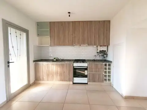 Presidente Perón 391 , Piso 1