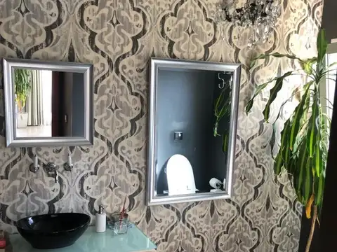 Avenida Caseros 1700