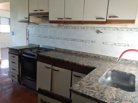 Departamento en alquiler Ciudad Madero tipo PH sin expensas