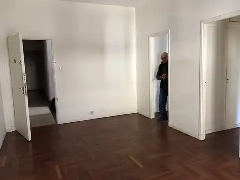 Depto Tipo Casa en Venta 60 años