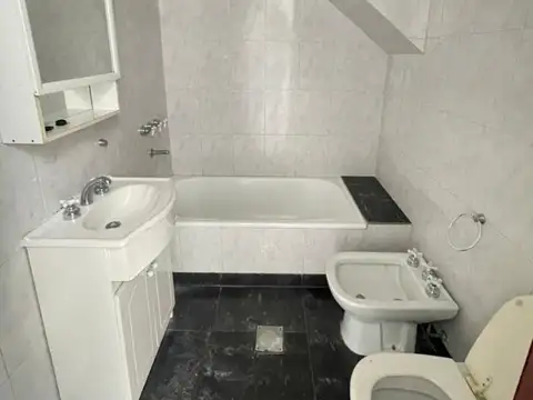 Depto Tipo Casa en Venta al Suroeste