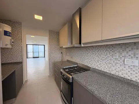 Avenida Félix U. Camet 1200, Piso 2