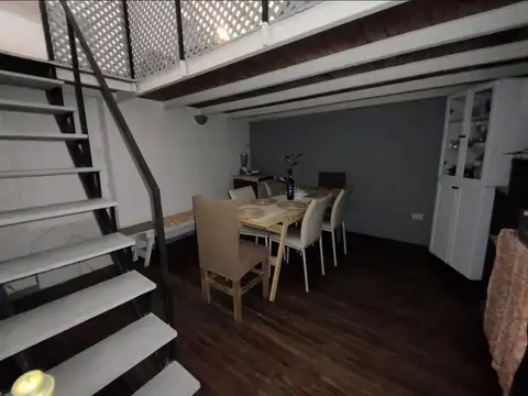 Depto Tipo Casa en Venta 70 años