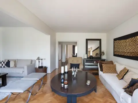 Departamento en Venta con 2 cocheras