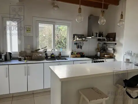 Casa en Los Olivares | 3 Dormitorios | Galería, Jardín y Club | Apto crédito