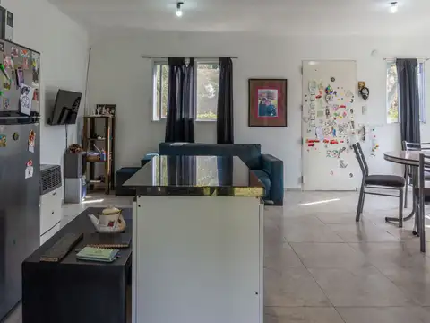 Casa 5 ambientes con 1 baño