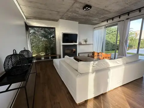 Jorge Newbery 5005, Mar Del Plata, Buenos Aires,