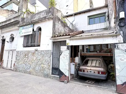 Casa en Venta con 1 cochera