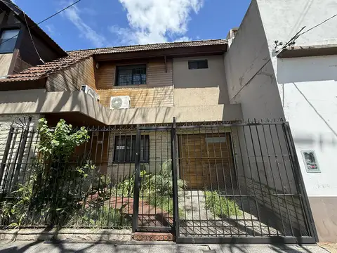 Casa Venta  4 ambientes a nueva patio terraza en Florida Vicente Lopez