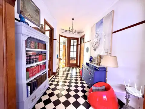 Oficina 5 ambientes con 2 baños