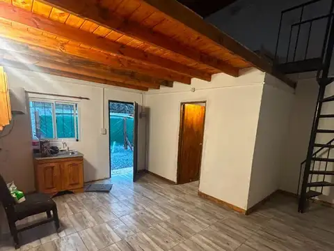 ALQUILER DE DEPTO DE 2 AMBIENTES Y PATIO EN DEL VISO