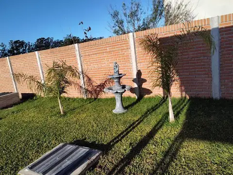 Av. Antartida Argentina Y Ruta 100