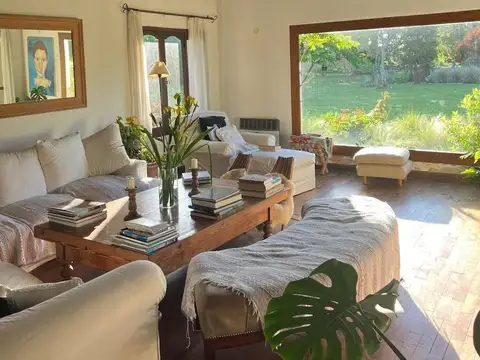 Casa en alquiler permanente 7 ambientes con pileta y lago | Chacras del Molino