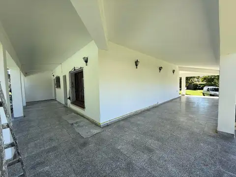 Casa en Alquiler de 3 dormitorios