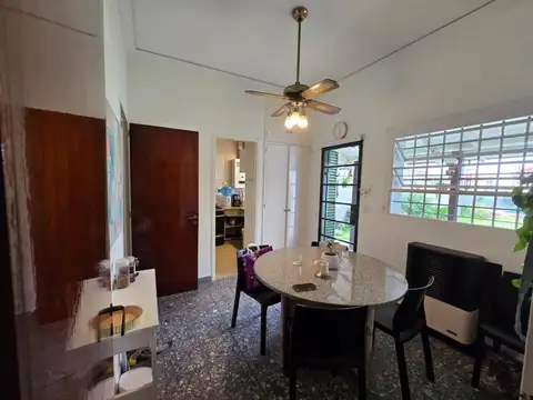 Casa 4 ambientes con 4 baños