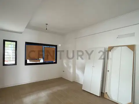 39 entre 16 y 17 , Piso 0