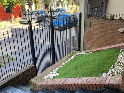 Casa en Venta en La Lucila-Vias/Maipu, USD 595.000