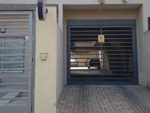 2 amb , cochera y terraza