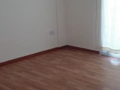 Departamento en Alquiler en Ramos Mejia, $ 650.000