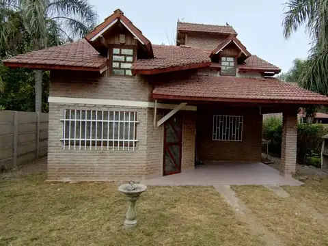 VENTA CASA 2 DORMITORIOS PUEBLO ESTHER CON PILETA