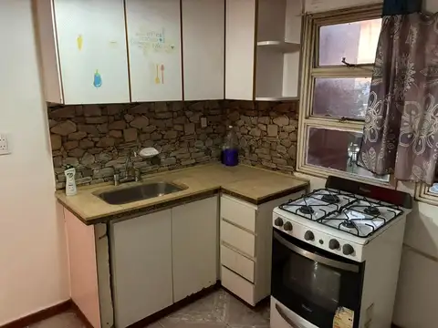 Departamento en Alquiler en Sarandí, $ 650.000