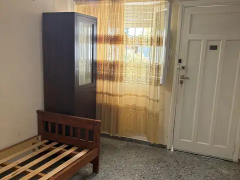 Casa en Venta en La Plata [Cod: 083984]