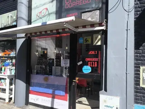 Av. Corrientes e/ Avenida Dorrego y Humboldt
