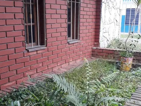 Casa en Venta en Ezpeleta Este, USD 70.000