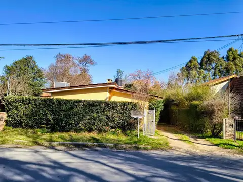 Venta casa 3 dorm Villa Gral. Belgrano centro Cba.