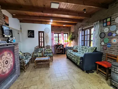 Casa en Venta con 1 cochera