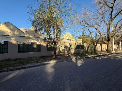 Avenida Ricardo Rojas Y Mamaquilla 100