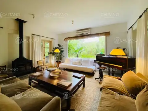 Casa en Alquiler Temporal en La Barra, USD 8.800