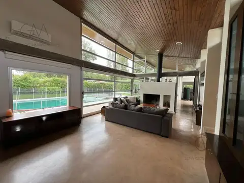Casa en Alquiler en Mar del Plata, USD 2.400