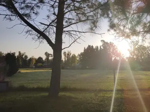 EXCELENTE LOTE EN LAS LOMADAS