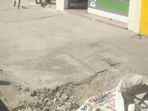 Local Zona Comercial